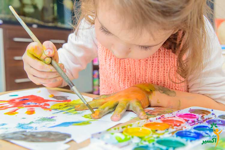 نقاشی کشیدن کودکان