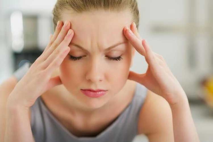 اضطراب فراگیر باعث ایجاد سردرد در افراد می شود.